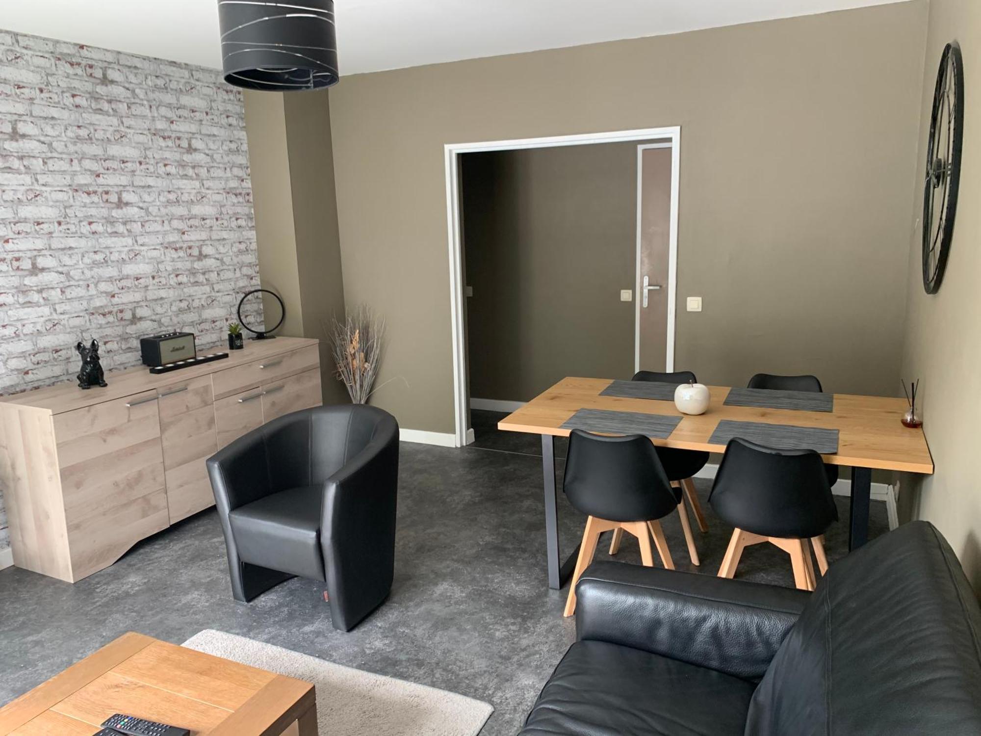 Appartement Tout Confort Dans Une Residence Calme Givet Eksteriør bilde